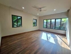 Bishopsgate (D10), Detached #576295701
